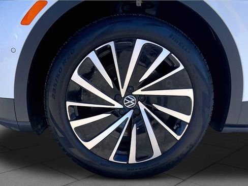 Used 2024 Volkswagen ID.4 S RWD image 10