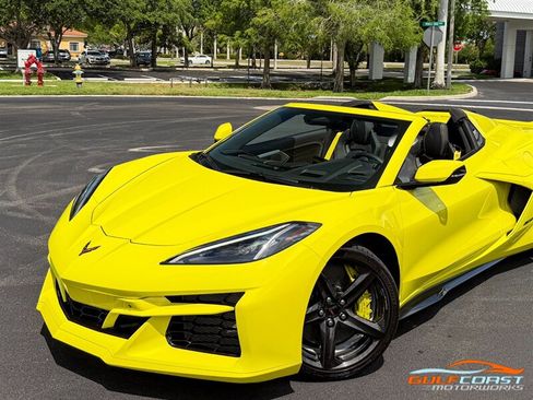 Used 2024 Chevrolet Corvette Z06 w/ Battery Protection Package RWD image 9