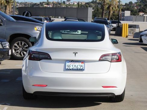 Used 2021 Tesla Model 3 Standard Range Plus image 20