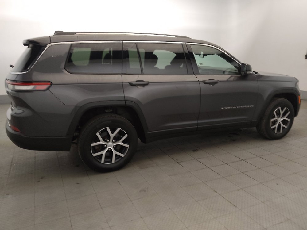 Used 2023 Jeep Grand Cherokee L Limited w/ Luxury Tech Group II AWD/4WD image 10