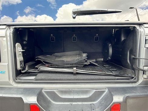 Used 2021 Jeep Wrangler Unlimited Sahara w/ Cold Weather Group image 30