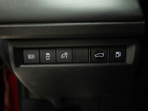 Used 2025 Toyota Camry XSE AWD/4WD image 29
