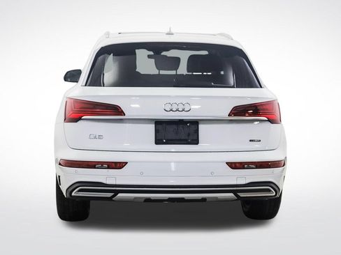 Used 2021 Audi Q5 2.0T Premium w/ Convenience Package AWD/4WD image 4