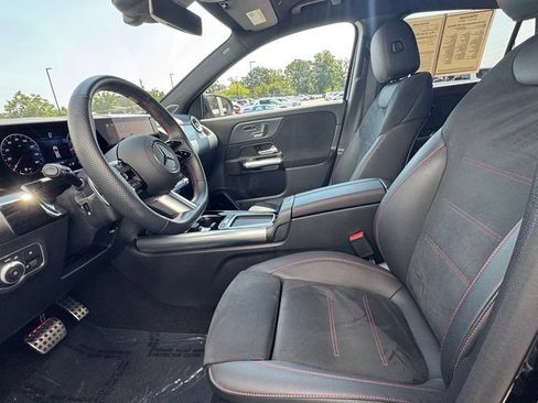 Used 2025 Mercedes-Benz GLA 250 4MATIC image 17