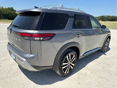 Used 2023 Nissan Pathfinder Platinum w/ Cargo Package FWD image 7