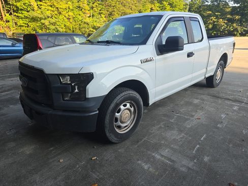 Used 2016 Ford F150 XL w/ Equipment Group 101A Mid RWD image 1