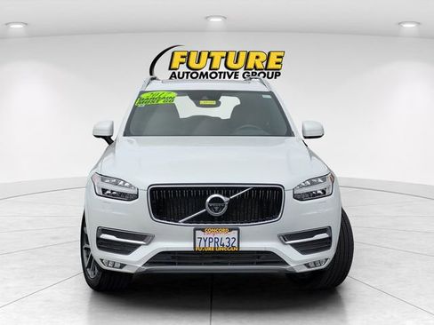 Used 2017 Volvo XC90 T6 Momentum w/ Vision Package image 3