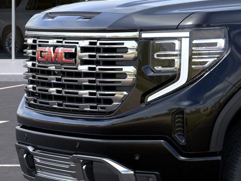 New 2026 GMC Sierra 1500 Denali w/ Denali Reserve Package AWD/4WD image 13