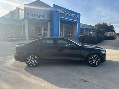 Used 2020 Volvo S60 T5 Momentum