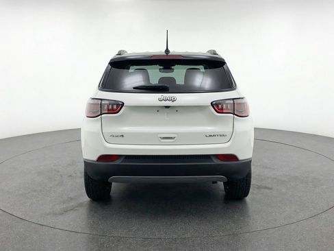 Used 2025 Jeep Compass Trailhawk AWD/4WD image 7