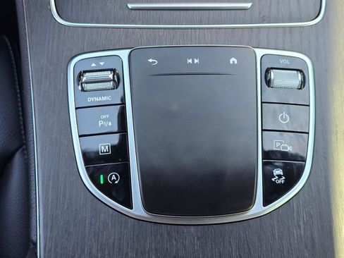 Used 2022 Mercedes-Benz GLC 300 4MATIC image 16