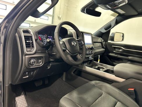 New 2026 RAM 1500 Big Horn AWD/4WD image 18