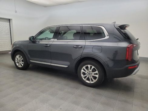 Used 2021 Kia Telluride LX image 3
