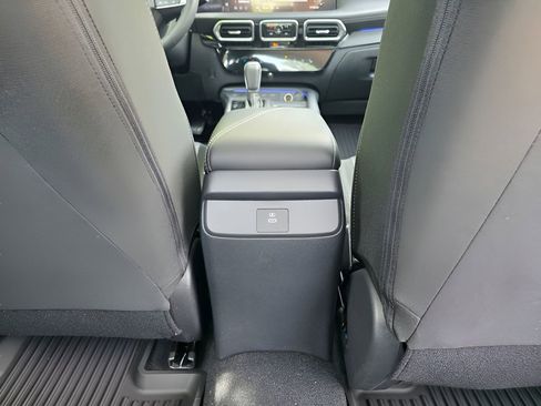 New 2026 Nissan Sentra SV FWD image 7
