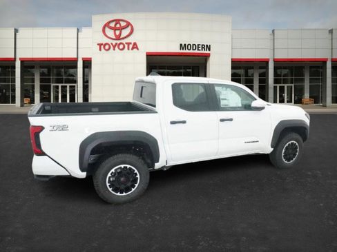 New 2026 Toyota Tacoma TRD Off-Road AWD/4WD image 23