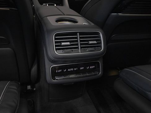 Used 2026 Mercedes-Benz Maybach GLS 600 image 52