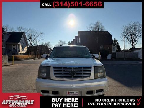 Used 2005 Cadillac Escalade ESV Base image 8