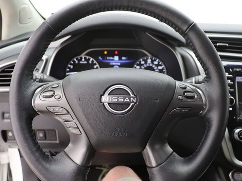 Used 2023 Nissan Murano SL w/ Cargo Package image 15