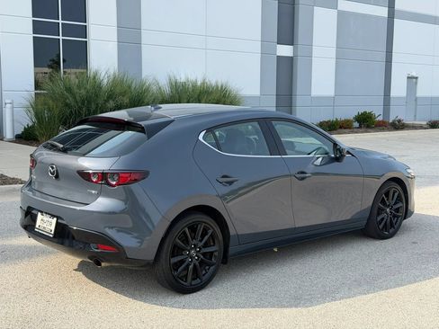 Used 2021 MAZDA MAZDA3 s FWD image 5