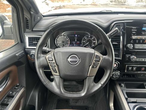 Used 2023 Nissan Titan Platinum Reserve w/ Moonroof Package image 11