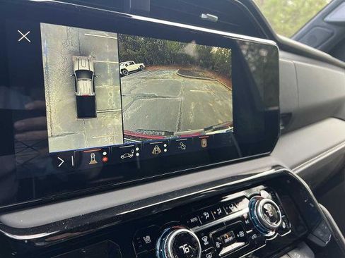 New 2026 GMC Sierra 2500 AT4X image 4