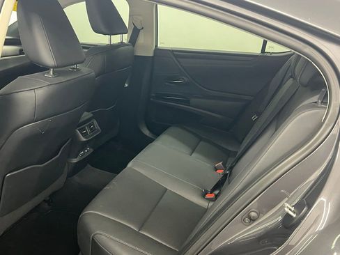 Used 2022 Lexus ES 350 w/ Premium Package image 11