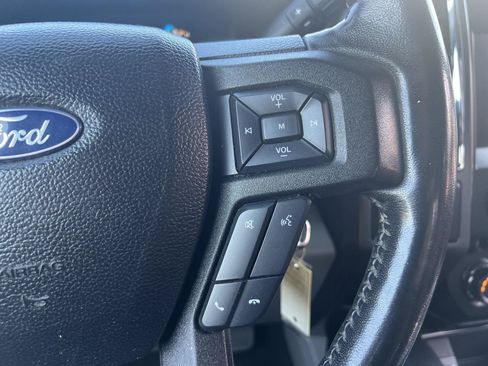 Used 2017 Ford F150 XLT w/ Equipment Group 302A Luxury AWD/4WD image 15