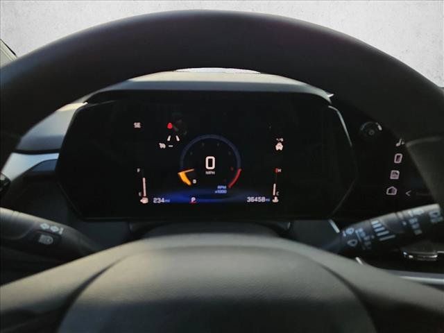 Used 2025 Chevrolet TrailBlazer LT FWD image 11