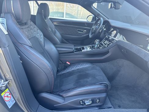 Used 2022 Bentley Continental GT Speed image 2