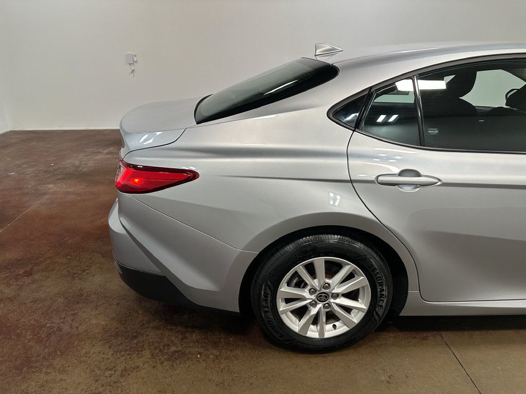 Used 2025 Toyota Camry LE FWD image 41