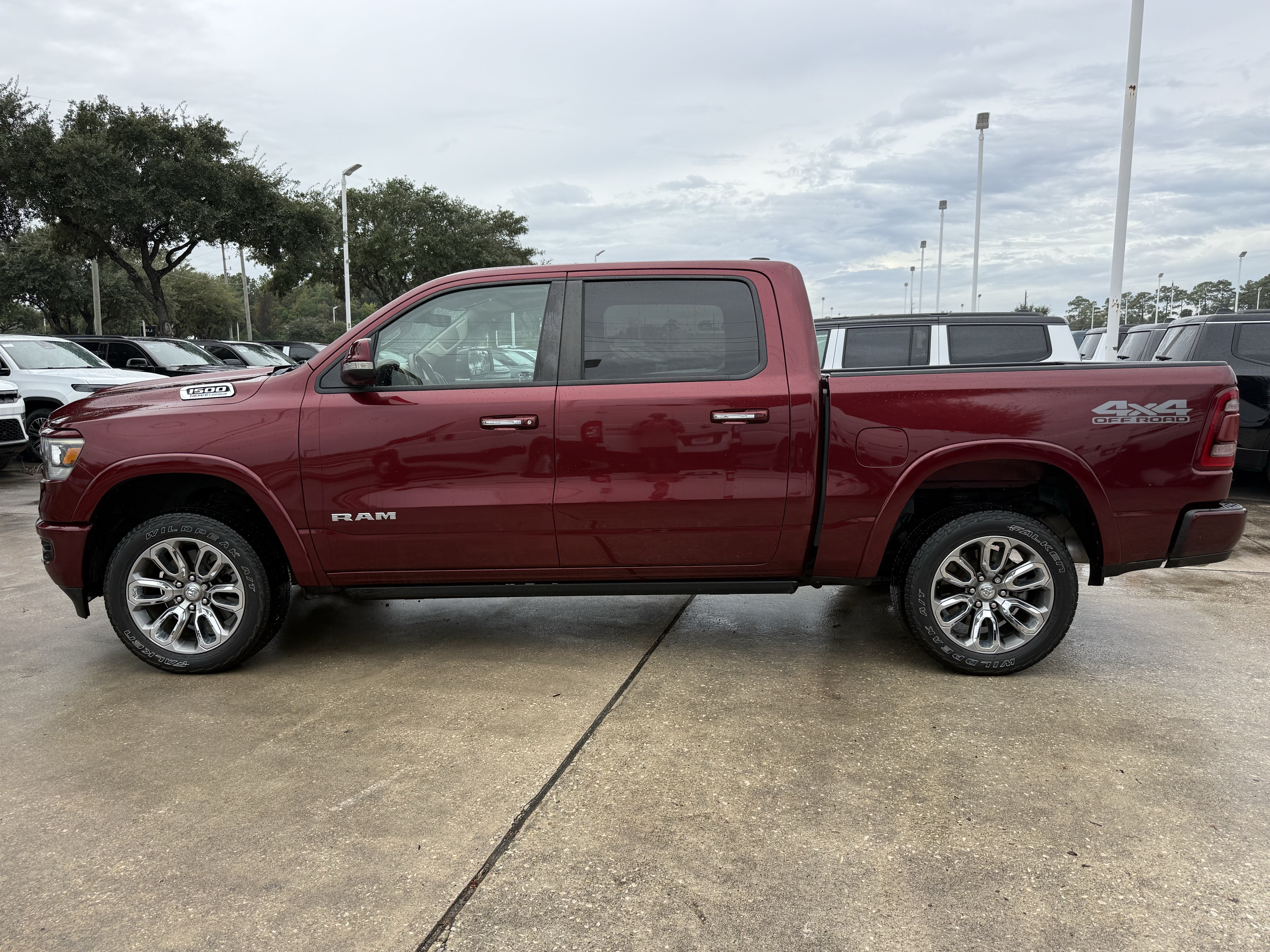 Used 2022 RAM 1500 Laramie w/ Laramie Southwest Edition AWD/4WD image 8