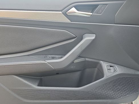 Used 2023 Volkswagen Jetta S image 16