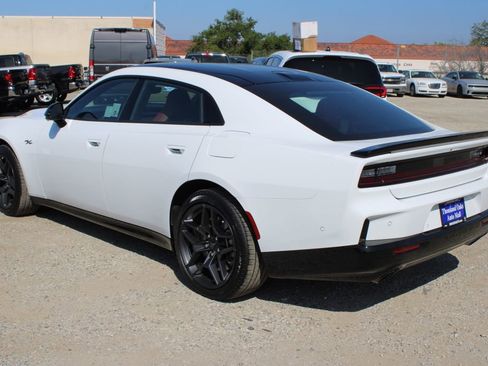 New 2026 Dodge Charger R/T AWD/4WD image 6