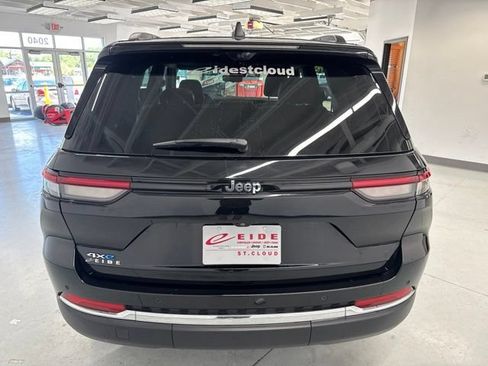 Used 2023 Jeep Grand Cherokee 4WD 4xe w/ Luxury Tech Group II image 12