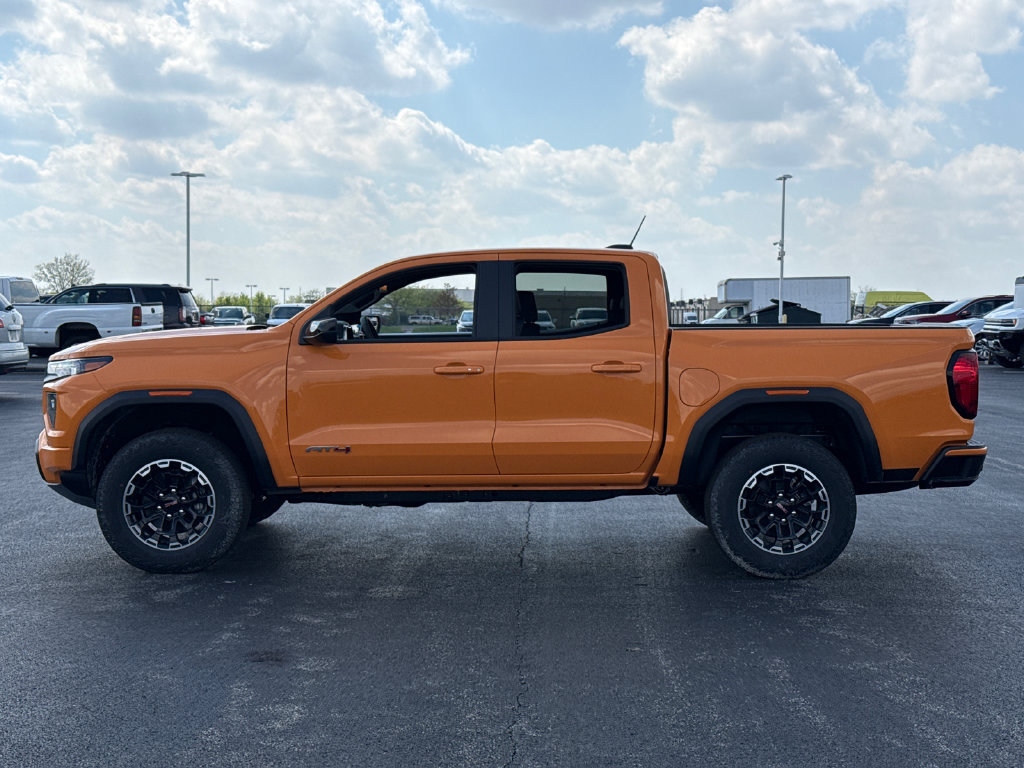 New 2026 GMC Canyon AT4 w/ AT4 Premium Package AWD/4WD image 6