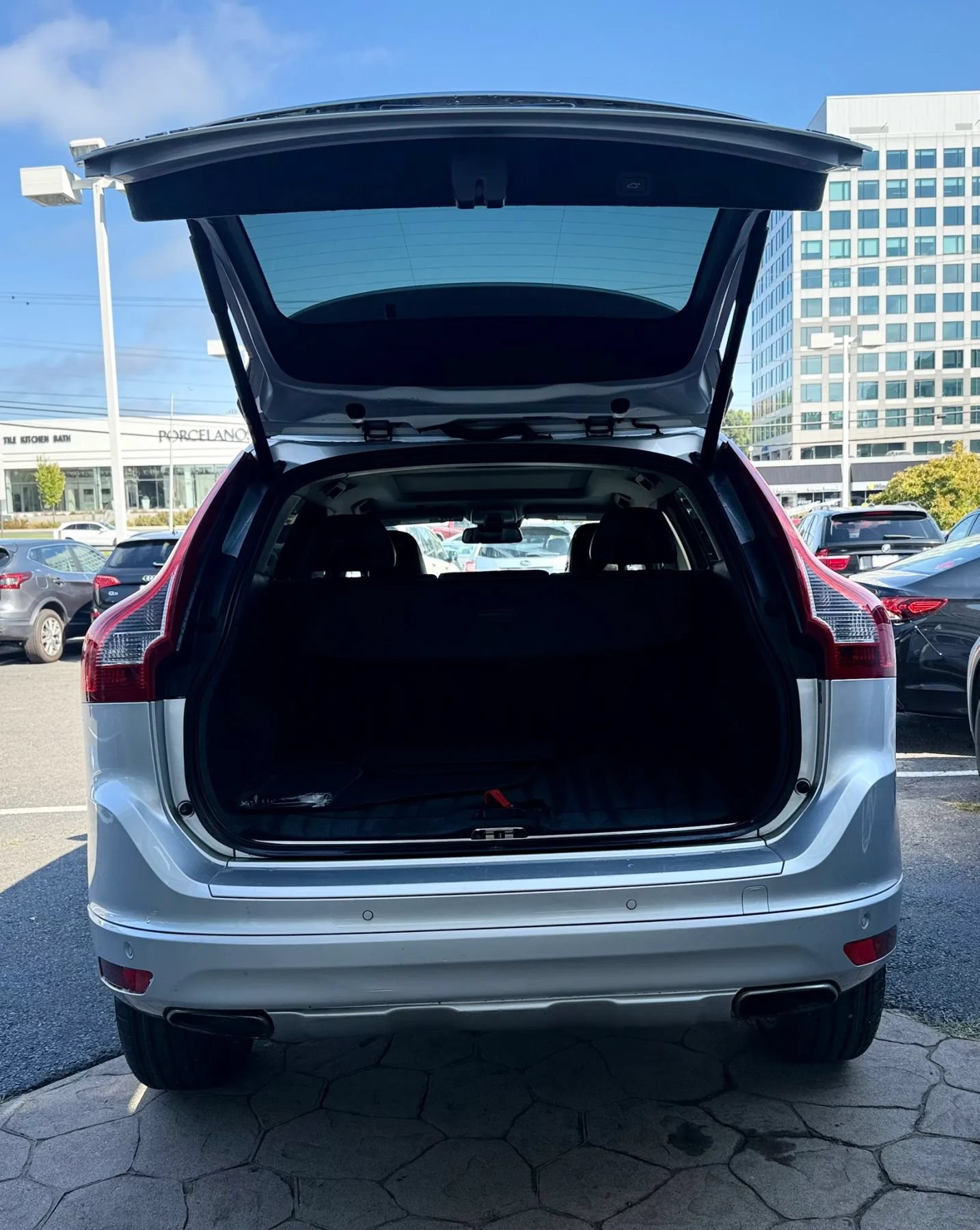 Used 2014 Volvo XC60 T6 AWD/4WD image 43