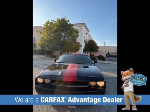 Used 2014 Dodge Challenger SXT RWD image 12