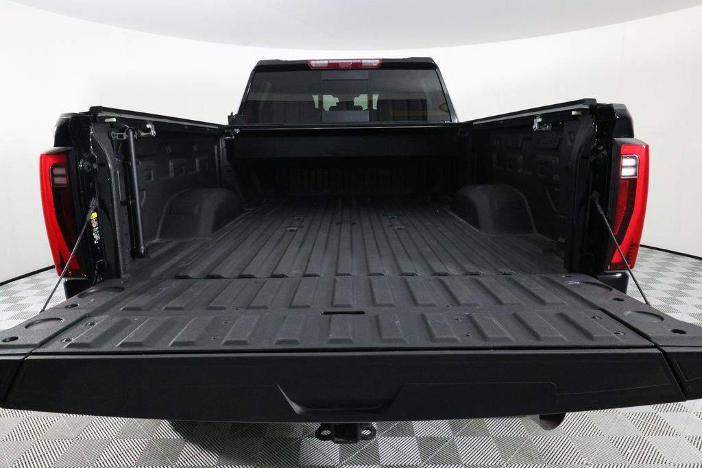 Used 2024 GMC Sierra 2500 Denali w/ Denali Reserve Package AWD/4WD image 9