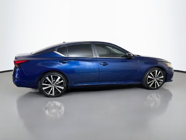 Used 2021 Nissan Altima 2.5 SR FWD image 11