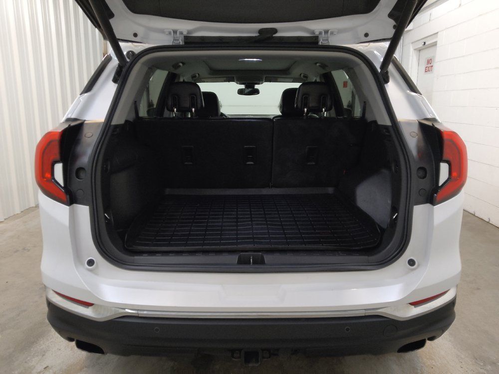 Used 2020 GMC Terrain SLT w/ Preferred Package AWD/4WD image 29