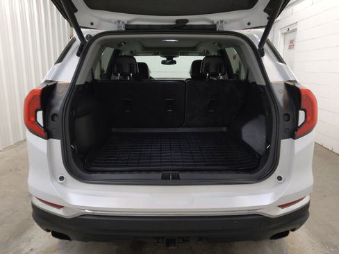 Used 2020 GMC Terrain SLT w/ Preferred Package AWD/4WD image 29