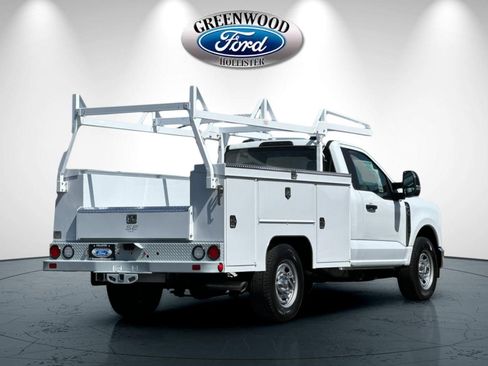 New 2025 Ford F350 XL w/ XL Chrome Package RWD image 4