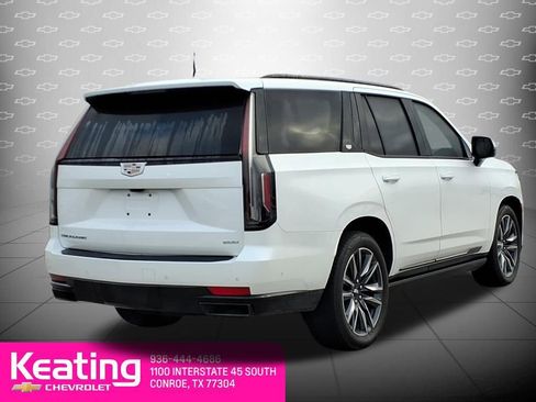 Used 2024 Cadillac Escalade Sport w/ Touring Package image 6