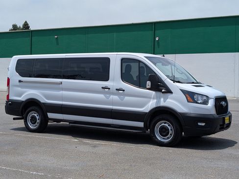 Used 2022 Ford Transit 350 XL image 1