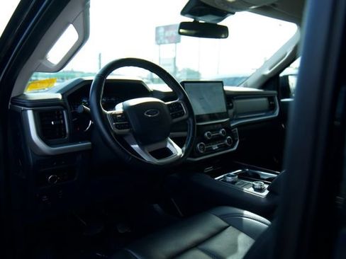 Certified 2024 Ford Expedition XLT AWD/4WD image 14