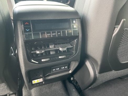 New 2026 Jeep Grand Cherokee L 4WD image 19