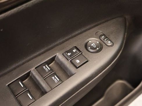 Used 2016 Honda Accord EX-L image 11