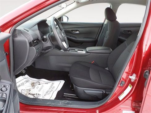 Used 2024 Nissan Sentra SV w/ All-Weather Package image 9