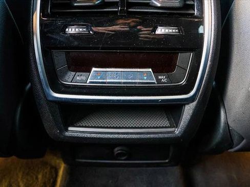 Used 2019 BMW X5 xDrive40i w/ Convenience Package image 24