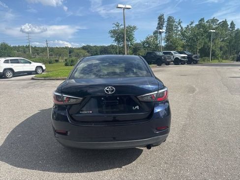 Used 2017 Toyota Yaris iA FWD image 5